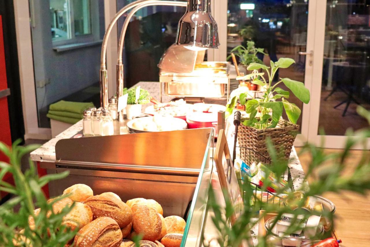 Stay2Munich Hotel & Serviced Apartments บรุนน์ธาล ภายนอก รูปภาพ