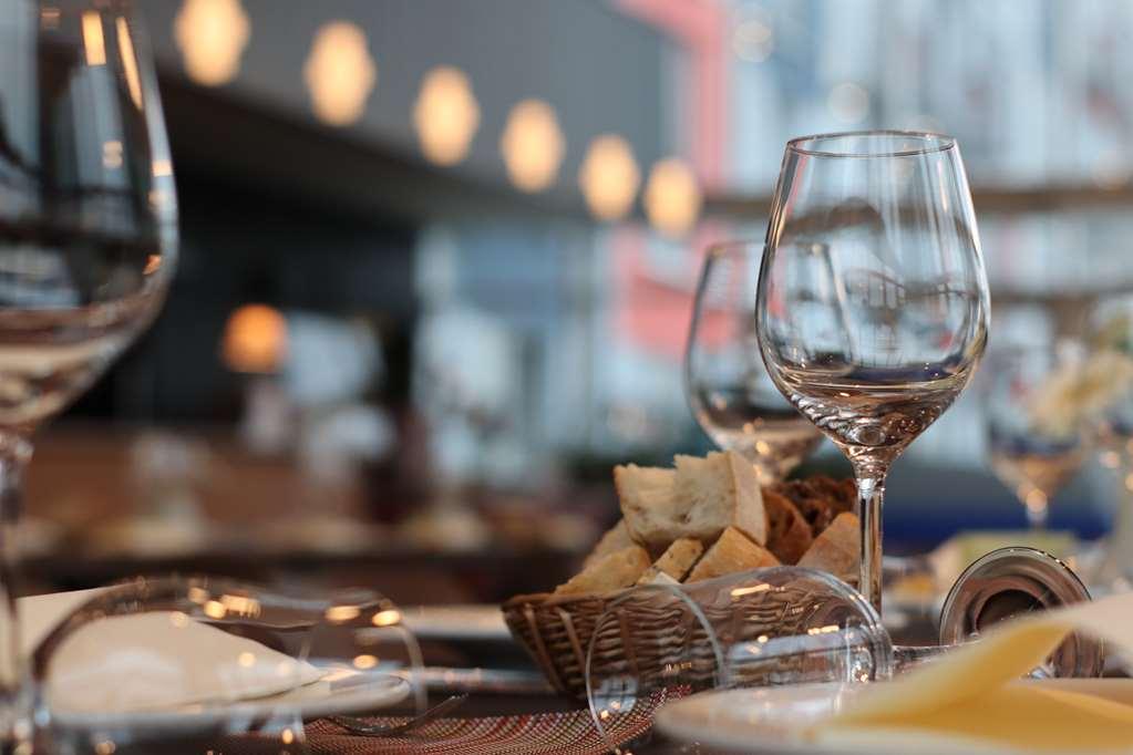 Stay2Munich Hotel & Serviced Apartments บรุนน์ธาล ร้านอาหาร รูปภาพ