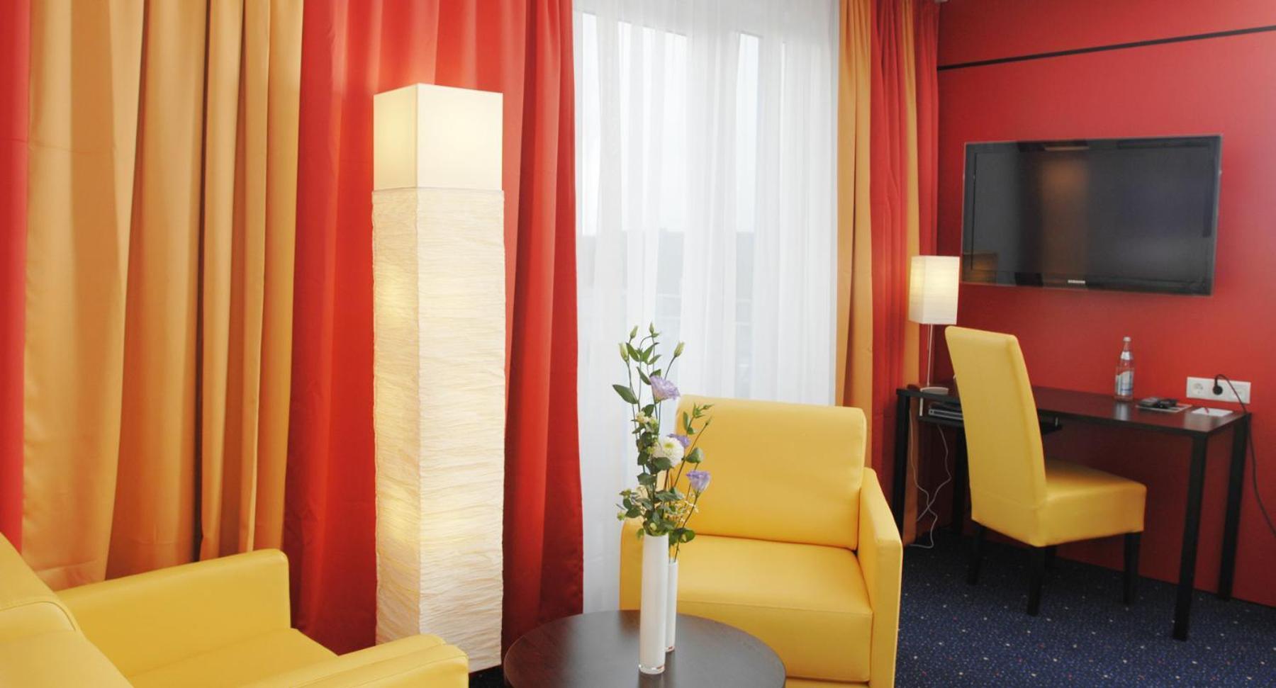 Stay2Munich Hotel & Serviced Apartments บรุนน์ธาล ภายนอก รูปภาพ