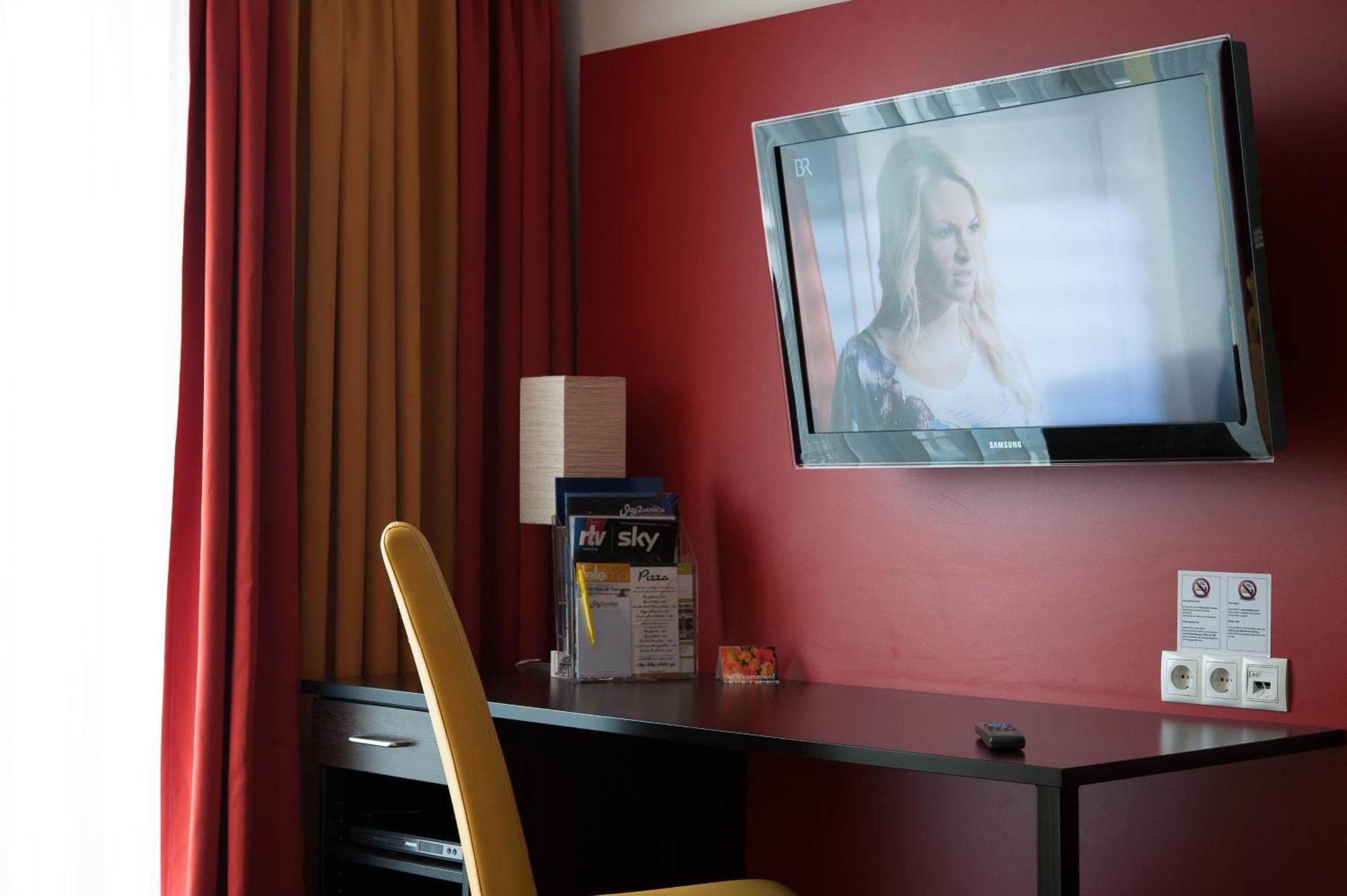 Stay2Munich Hotel & Serviced Apartments บรุนน์ธาล ภายนอก รูปภาพ