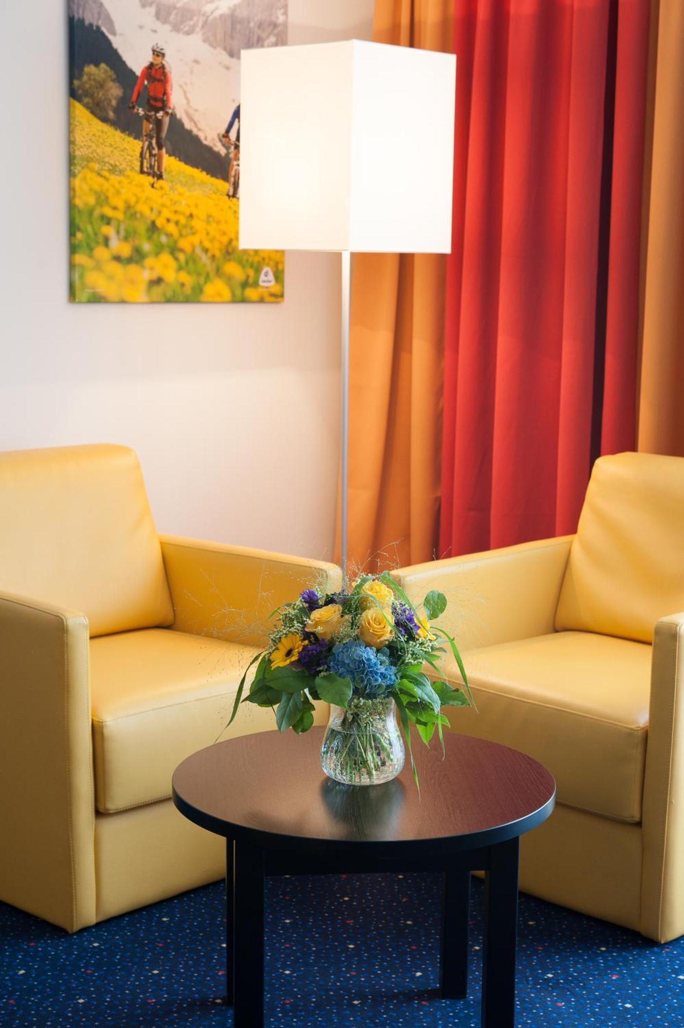 Stay2Munich Hotel & Serviced Apartments บรุนน์ธาล ภายนอก รูปภาพ